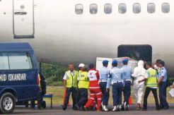 Operasi Evakuasi AirAsia...