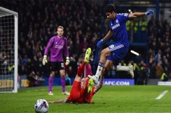 Mourinho: Costa Hanya Ingin Merebut Bola