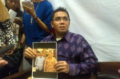 Politikus PDIP Beber...