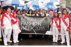 Mengangkat Fashion Lokal