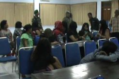 Razia Tempat Prostitusi di Nganjuk, Belasan Wanita Diamankan