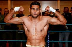 Tunggu Kepastian, Amir Khan Lirik Brook