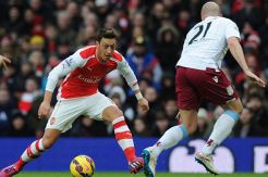 Ozil Datang, Meriam London Kembali Menyalak
