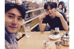 Siwon Suju Ajak Kai EXO Makan Mie Bersama