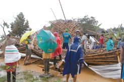 Puting Beliung Terjang...