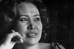 Kabut Duka Iringi Pemakaman Juju Srimulat