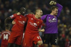The Reds Ketagihan Main Beringas