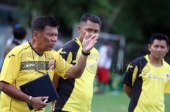 Target Bendol, Jungkalkan Persib dan Persipura