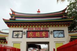 Wisata Ziarah Vihara Tertua di Jakarta