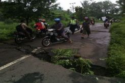 7 Titik Jalan Utama Menuju Wisata Guci Ambles
