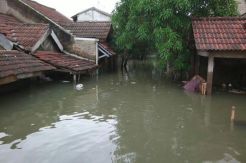 Banjir Masih Rendam 2 Kompleks Perumahan & 1 Kawasan Industri