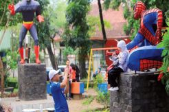 Patung Gatot Kaca Paling...