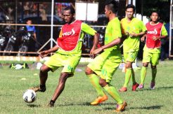 Mei, Neraka Derby Tim Jatim