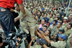 Apdesi Subang Minta Gaji Kades Rp1,9 Juta per Bulan