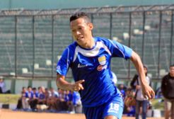 Jajang Sukmana, Berjuang Dapatkan Posisi Inti