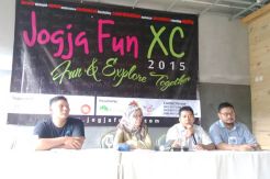 Bersepeda Sambil Mengenal Wisata DIY