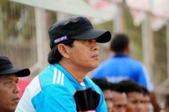 Terlalu Direcoki, Pelatih PSS Siap Hengkang