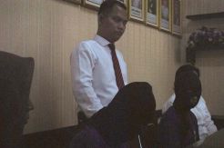 Anggota Geng Wanita...