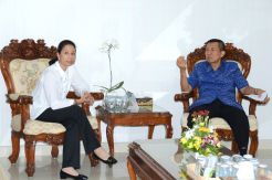 Rini Dorong Pembangunan...