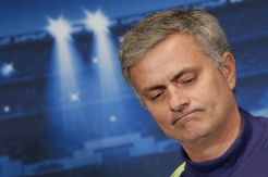 Mourinho Merasa Malu dengan Prilaku Fans Chelsea