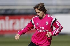 Modric Kembali Bermain di El Clasico