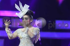 Pengamat: Syahrini Contoh Buruk Konsumen Produk Lokal