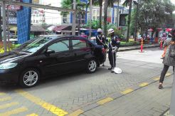 Kini, Masuk ITC Depok Diperiksa Ketat