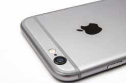 Besok Pre Order iPhone...