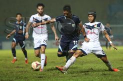 Persela si Kuda Hitam yang Mengejutkan