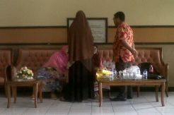 KPK Periksa Istri Fuad Amin Terkait TPPU di Polres Bangkalan