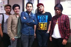 Nineball Angkat Tema...