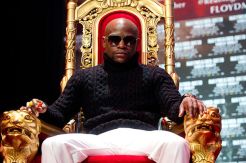 Roach: Mayweather Jr...