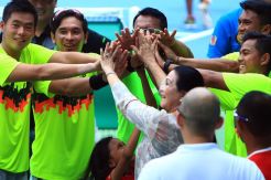Bekuk Iran 3-0, Indonesia ke Putaran Kedua