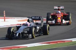 Mercedes Tabuh Genderang Perang ke Ferrari