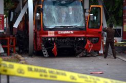 Polisi Didesak Usut Kebakaran Transjakarta