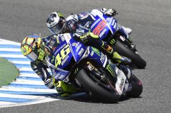 Persaingan Lorenzo-Rossi Diramal buat Yamaha Terpecah di 2015