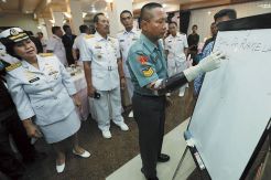 Tentara Bionik Pertama...