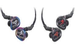 Layla dan Angie, Earphone...