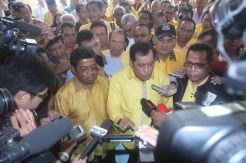 Kubu Ical Tantang Kemenkumham Verifikasi Legalitas Kedua Munas