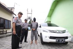 Sopir Truk Gelapkan 9 Mobil Rental untuk Lunasi Utang