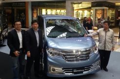 Wajah Baru New Nisaan Serena Tampil Lebih Elegan