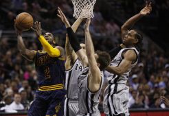Irving Pecahkan 10 Tahun Rekor King James