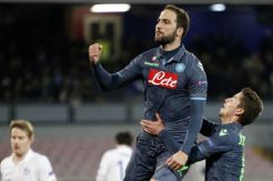 Cetak Hattrick, Benitez Ogah Puji Higuain