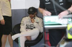 Coulthard: Hamilton Masih Kepikiran Pacar Seksinya