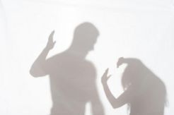 Pergoki Suami di THM, Istri Dianiaya Hingga Babak Belur