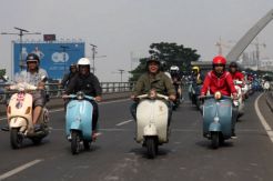 Aksi Sosial ala Jakarta Vespa Lovers