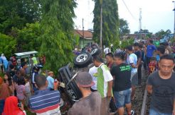 Tertabrak KA Babaranjang, Mobil Kijang Terseret 700 M