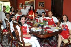 Sharp Bawa Celebrity Chef ke Rumah Konsumen