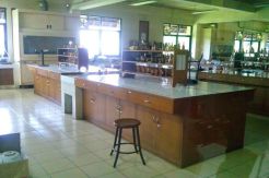 Pasca Ledakan, Laboratorium...