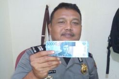 Mantan Kades Kambangan Edarkan Uang Palsu